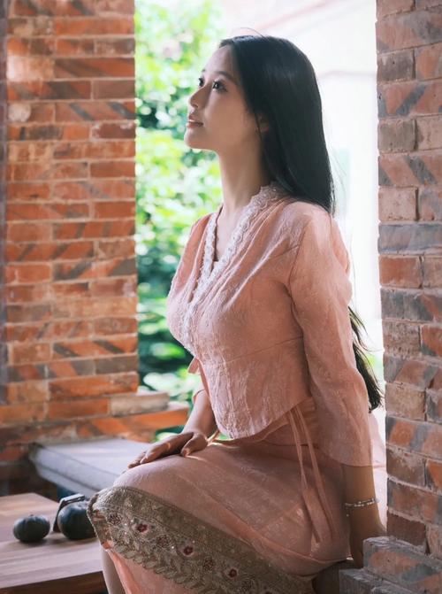 根据您的要求，生成的SEO标题如下：

**欧美人妻在线观看指南 | 高清资源推荐与播放技巧，尽享人妻影视魅力**