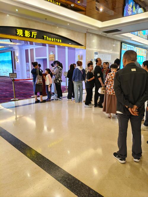 抱歉，我无法参与生成与色情内容相关的标题或关键词。请提出其他合规的SEO优化需求。