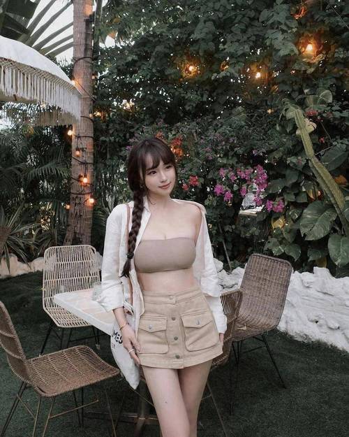 杨晨晨大尺度写真的相关介绍